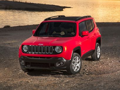 Used 2015 Jeep Renegade Latitude w/ Cold Weather Group