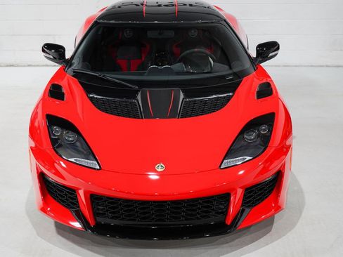 Used 2021 Lotus Evora image 32