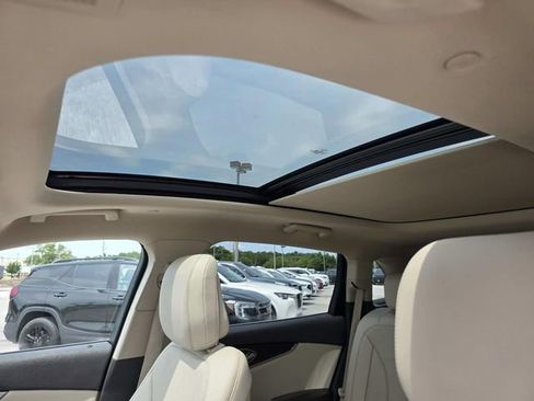 Used 2020 Lincoln Nautilus Reserve AWD/4WD image 9