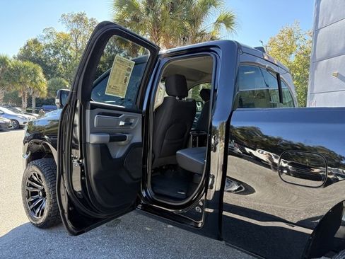 Used 2020 RAM 1500 Big Horn image 25