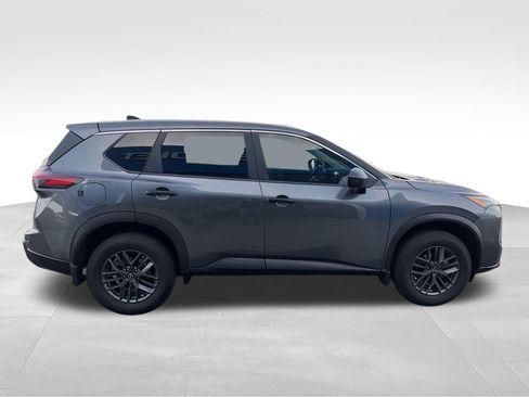 Used 2025 Nissan Rogue S FWD image 34