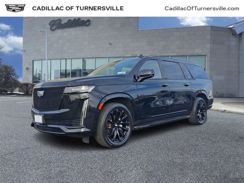 Used 2023 Cadillac Escalade ESV Sport Platinum w/ LPO, ONYX Package image 1