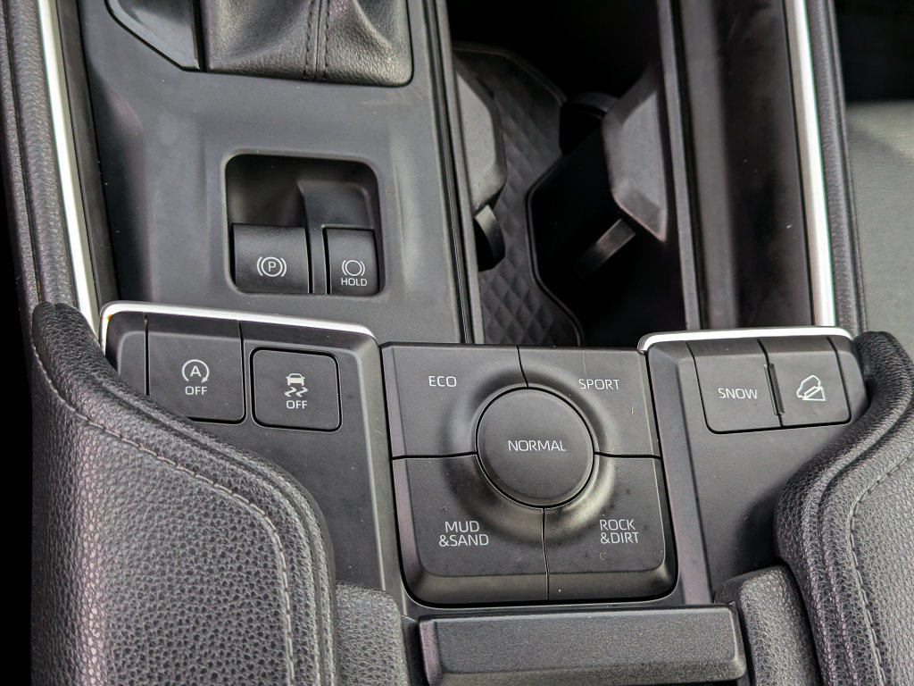 Certified 2025 Toyota Grand Highlander AWD image 33