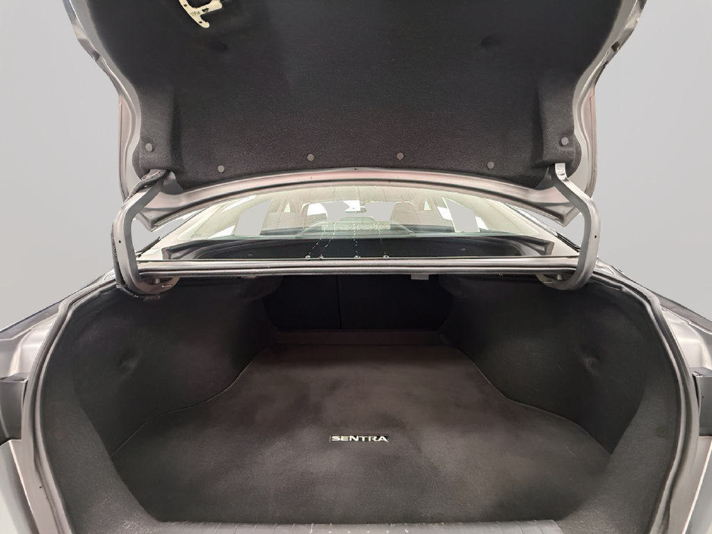 Used 2024 Nissan Sentra S FWD image 29