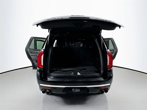 Used 2022 GMC Yukon Denali image 29