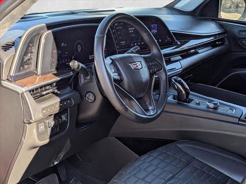Used 2023 Cadillac Escalade ESV Sport Platinum w/ LPO, ONYX Package image 9