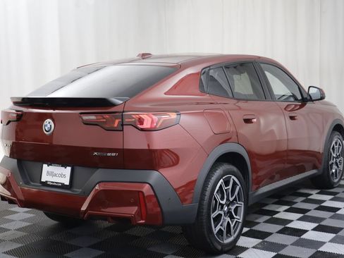 Certified 2025 BMW X2 xDrive28i AWD/4WD image 15