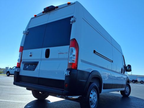 Used 2023 RAM ProMaster 2500 FWD image 24
