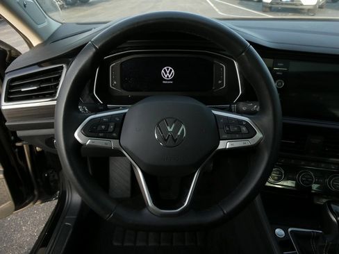 Used 2024 Volkswagen Jetta SEL image 4