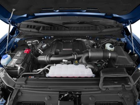 Used 2017 Ford F150 Raptor w/ Equipment Group 801A Mid AWD/4WD image 10