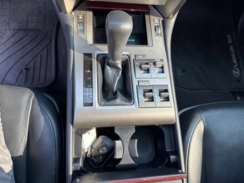 Used 2013 Lexus GX 460 Premium AWD/4WD image 29