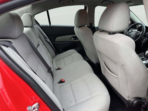 Used 2016 Chevrolet Cruze LT image 14