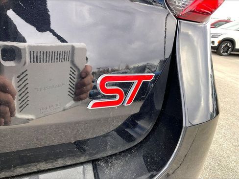 Used 2020 Ford Explorer ST w/ Premium Technology Package AWD/4WD image 29