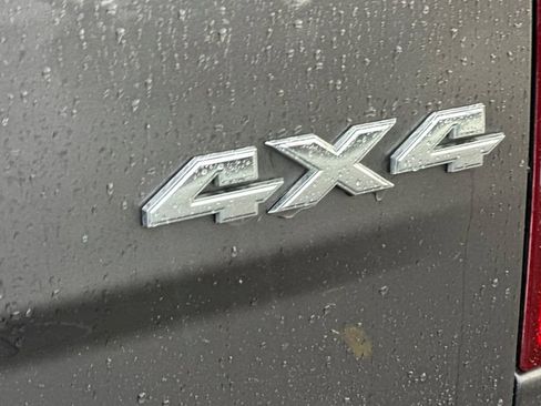 Used 2019 RAM 1500 Express image 16