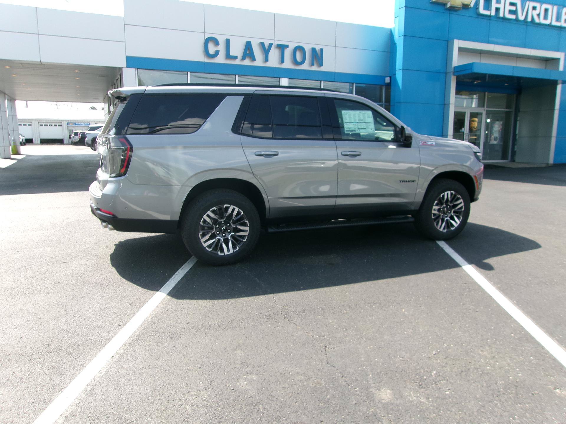 New 2026 Chevrolet Tahoe Z71 w/ Comfort Package AWD/4WD image 3