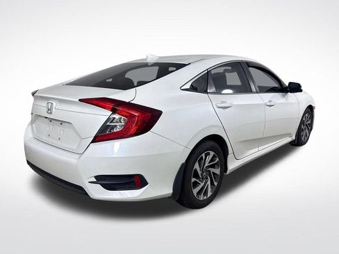 Used 2017 Honda Civic EX image 3
