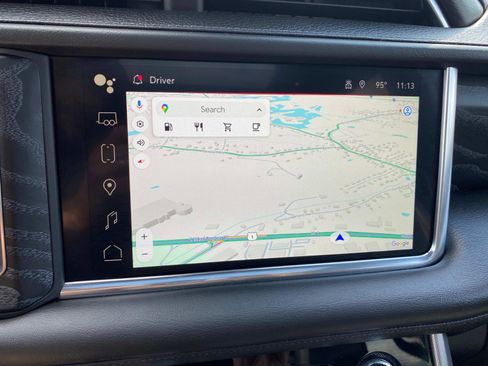 Used 2024 GMC Yukon XL Denali w/ Denali Reserve Package image 14