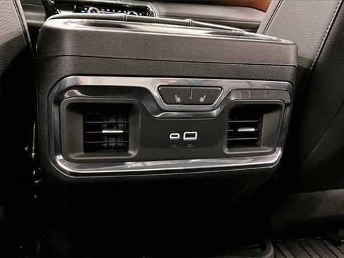 Used 2023 GMC Sierra 1500 Denali image 31