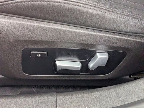 Used 2021 BMW 330i 330i image 23