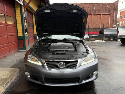 Used 2015 Lexus IS 250C image 28
