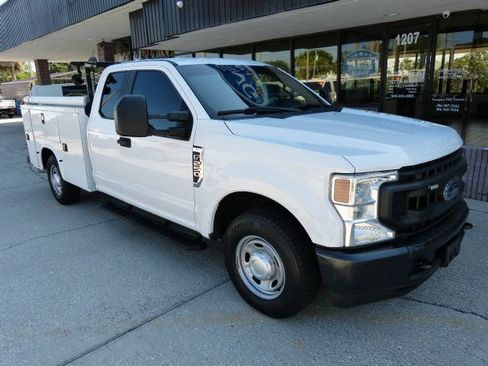 Used 2021 Ford F250 XL w/ Power Equipment Group RWD image 6