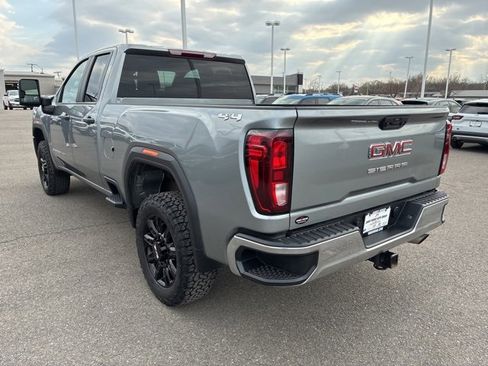 Used 2025 GMC Sierra 2500 Pro image 3