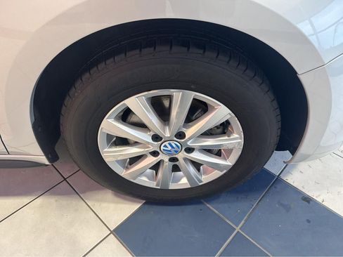 Used 2013 Volkswagen Jetta SE image 6