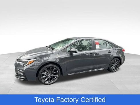 Used 2026 Toyota Corolla SE FWD image 1