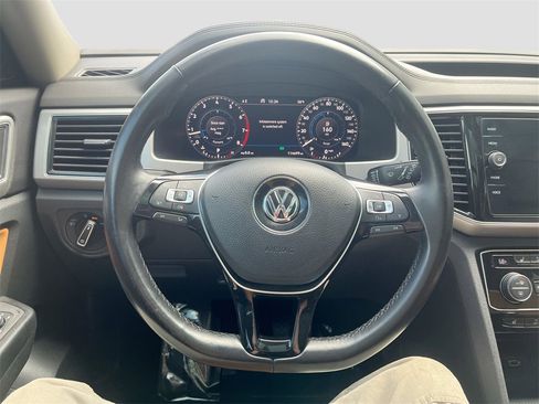 Used 2018 Volkswagen Atlas SEL Premium image 10