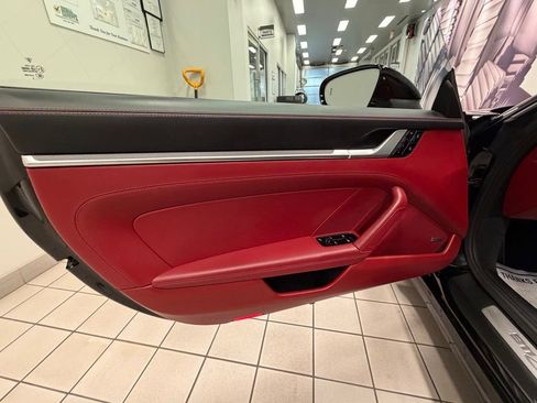 Used 2020 Porsche 911 Carrera S image 25