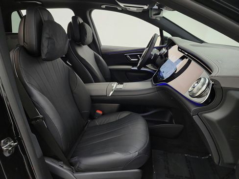 New 2026 Mercedes-Benz EQS 400 4MATIC SUV image 13