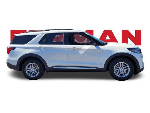 Certified 2025 Ford Explorer Active image 10