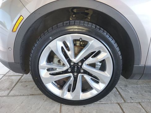 Used 2018 Lincoln MKX Reserve w/ Driver Assistance Package image 32