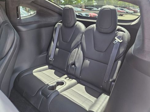 Used 2024 Tesla Model X AWD/4WD image 21