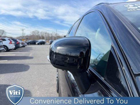Certified 2023 Volvo XC60 B5 Plus w/ Climate Package AWD/4WD image 10