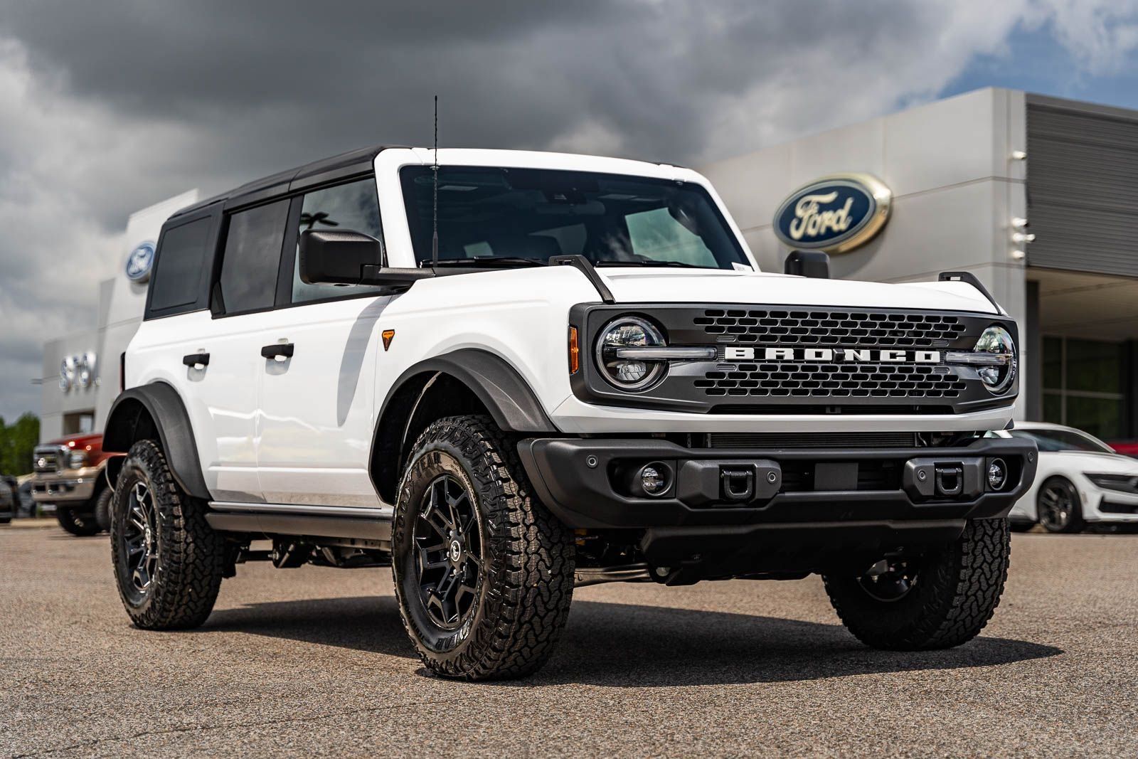 New 2026 Ford Bronco Badlands AWD/4WD image 1