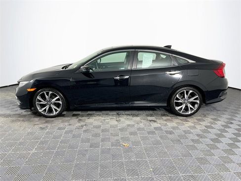Used 2020 Honda Civic Touring image 3