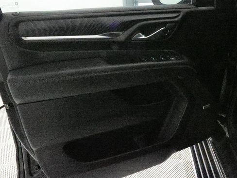 Used 2024 GMC Yukon Denali w/ Max Trailering Package image 17