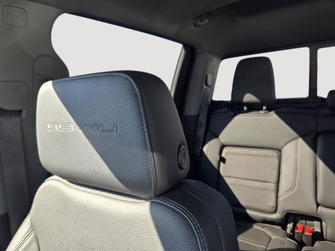 Used 2022 GMC Sierra 3500 Denali w/ Denali Ultimate Package image 3