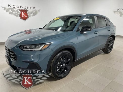 Used 2025 Honda HR-V Sport image 3