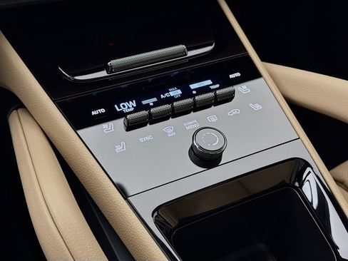 New 2026 Porsche Cayenne AWD/4WD image 22