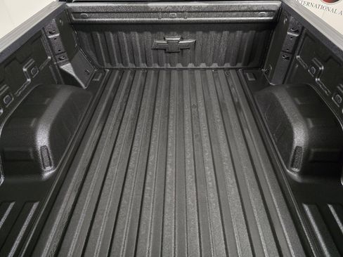 Used 2025 Chevrolet Silverado 1500 RST image 9