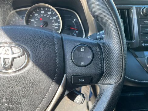 Used 2015 Toyota RAV4 XLE image 16