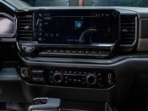 Used 2023 Chevrolet Silverado 1500 ZR2 w/ Technology Package image 23