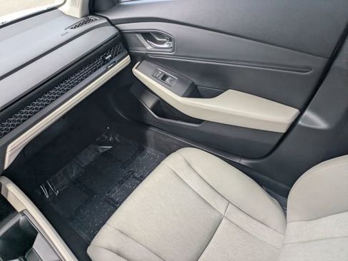 Used 2024 Honda Accord EX image 15