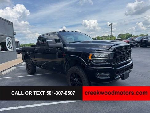 Used 2024 RAM 2500 Limited AWD/4WD image 2