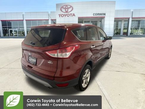 Used 2015 Ford Escape SE image 8
