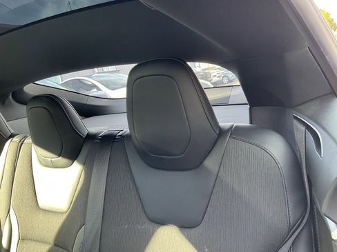 Used 2017 Tesla Model S 75 image 31