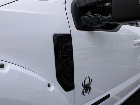 Used 2021 Ford F350 Lariat w/ Lariat Ultimate Package image 14