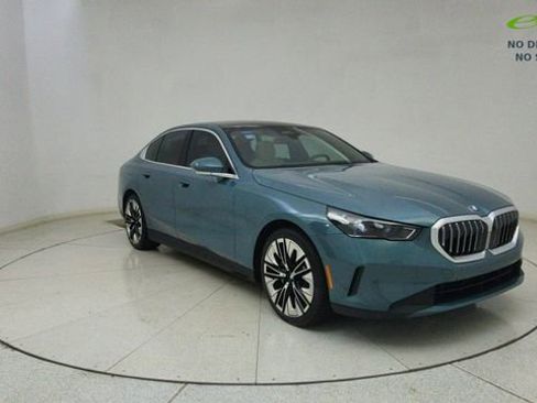 Used 2026 BMW 530i RWD image 62